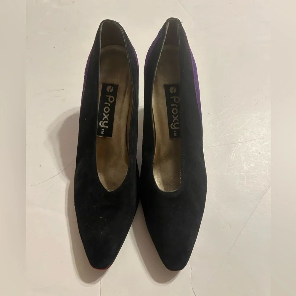 Vintage proxy Elegant Black and Purple suede Heels 8.5 M